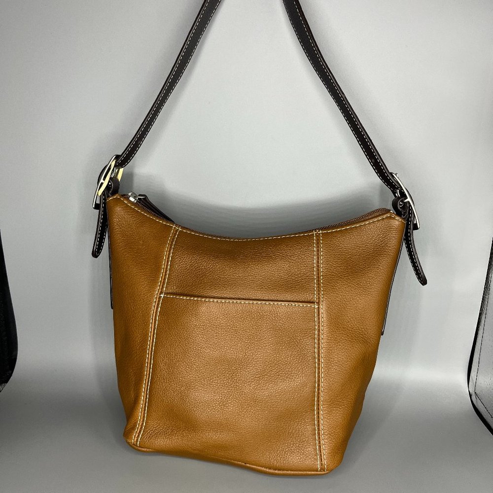 TIGNANELLO TAN PEBBLE LEATHER MED SATCHEL ADJUSTABLE SHOULDER STRAP STITICHING